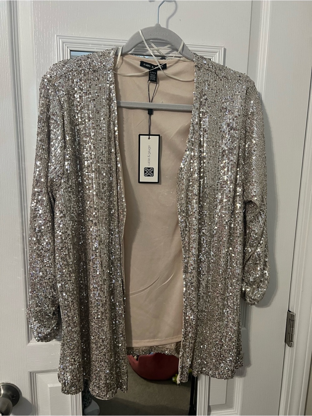 Cable & Gauge Silver Sequin Open Front Top NWT XL